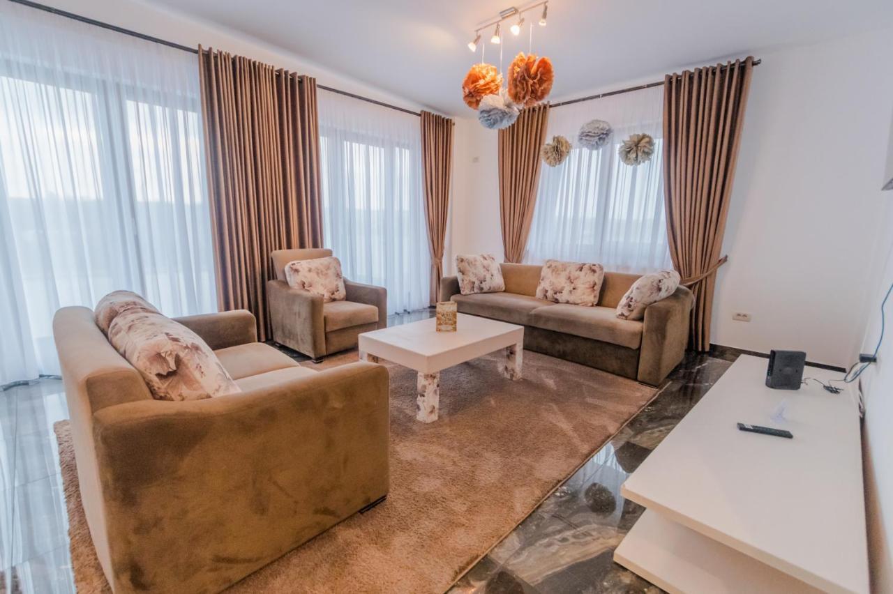 Penthouse Luxury Fălticeni Dış mekan fotoğraf