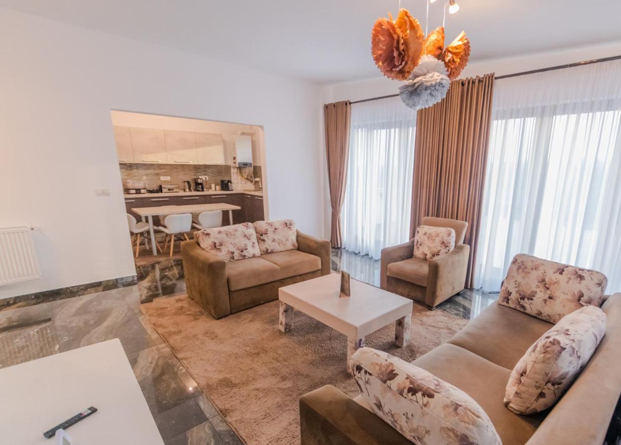 Penthouse Luxury Fălticeni Dış mekan fotoğraf